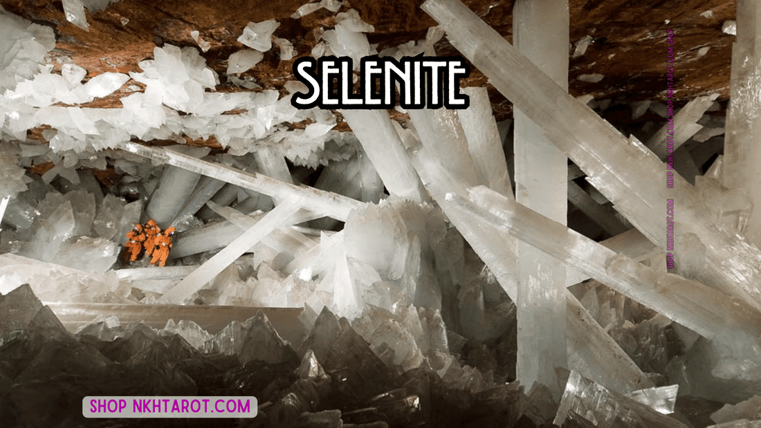 Selenite: Magical Properties, Ritual Uses, and Spiritual Benefits in Witchcraft