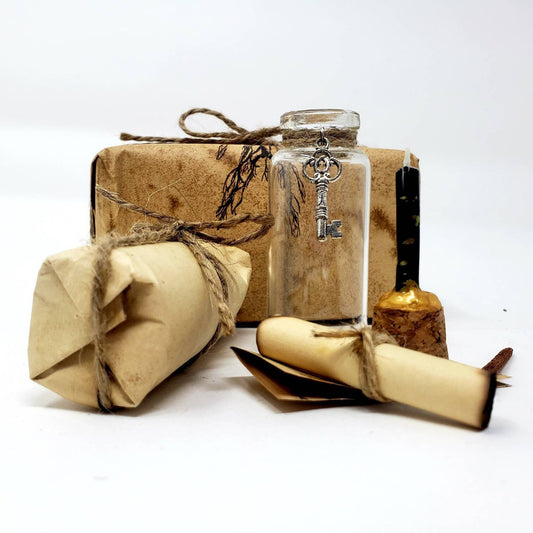 Hexe’s Mini simple, ready-to-use Spell Kit for practitioners of all levels - Candle , glass bottle and cork, Hand stained scroll with Instructions