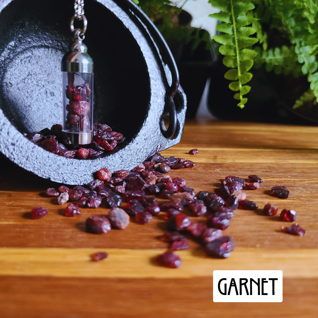 Garnet Crystal Necklace with Smoothed Gemstone Chamber for Energy Absorption – 20.9” Chain, Empowering Crystal Jewelry for Passion, Strength, Vitality