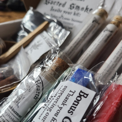 Sacred Smoke Incense Kit – Loose Incense, Resin, Charcoal, Palo Santo & Sage