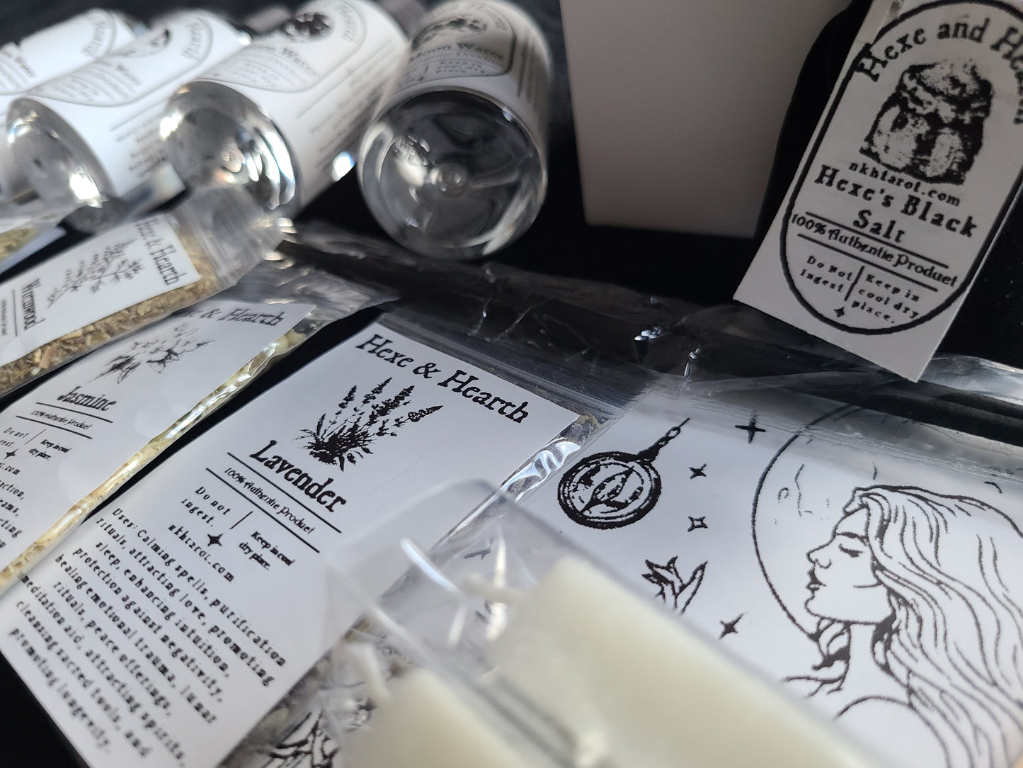 Lunar Spell Kit –3 spells 4 Moon Waters, Selenite Wand & Hexe Black Salt, Cleansing, Charging & Intention