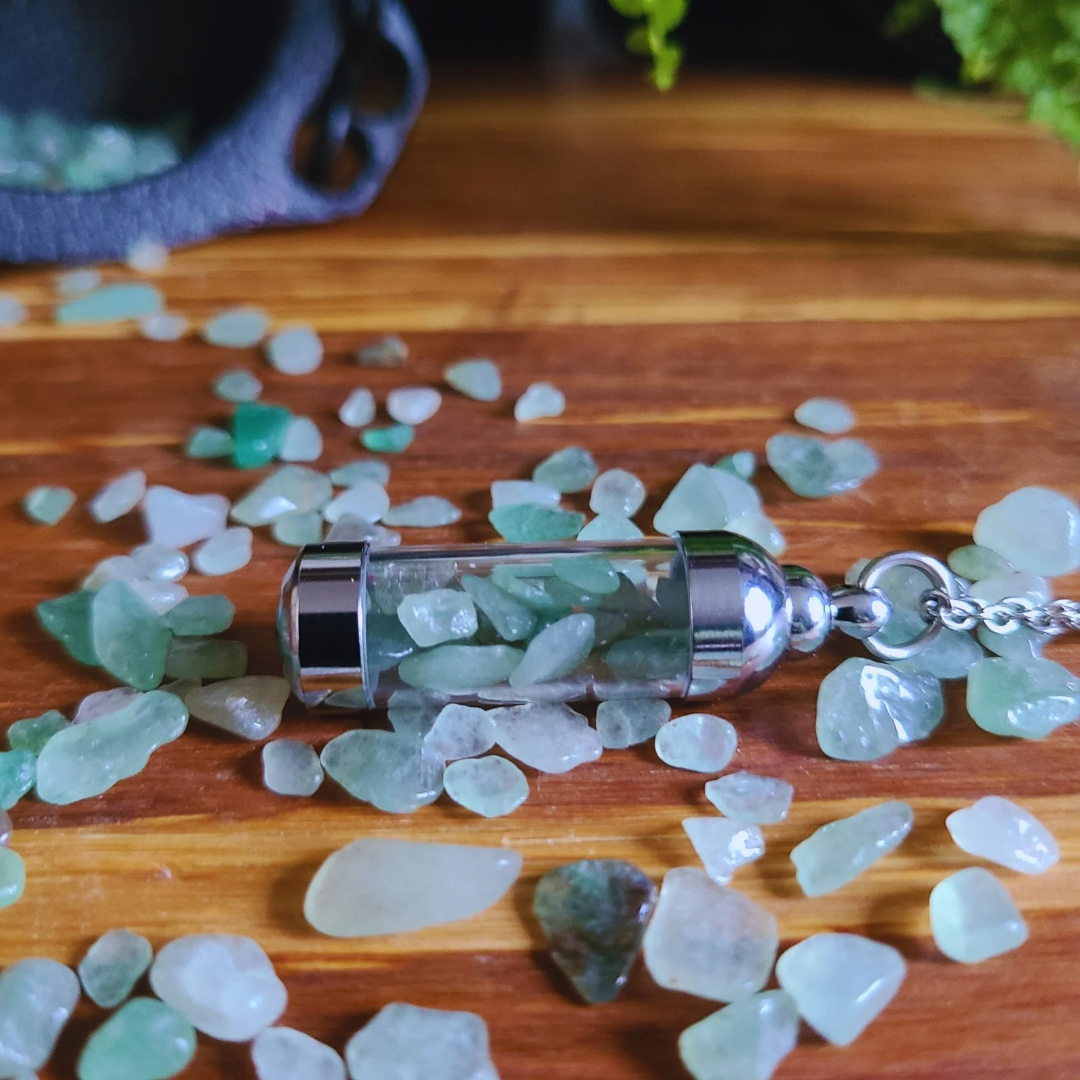 Green Aventurine Crystal Necklace for Abundance, Healing, and Good Luck– Energized Green Aventurine Crystals for Inner Balance and Vitality